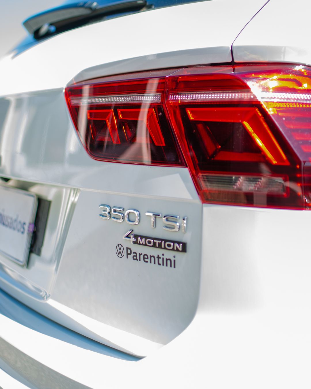 Volkswagen Tiguan R-Line 馃挜馃挘 - Imagen 16