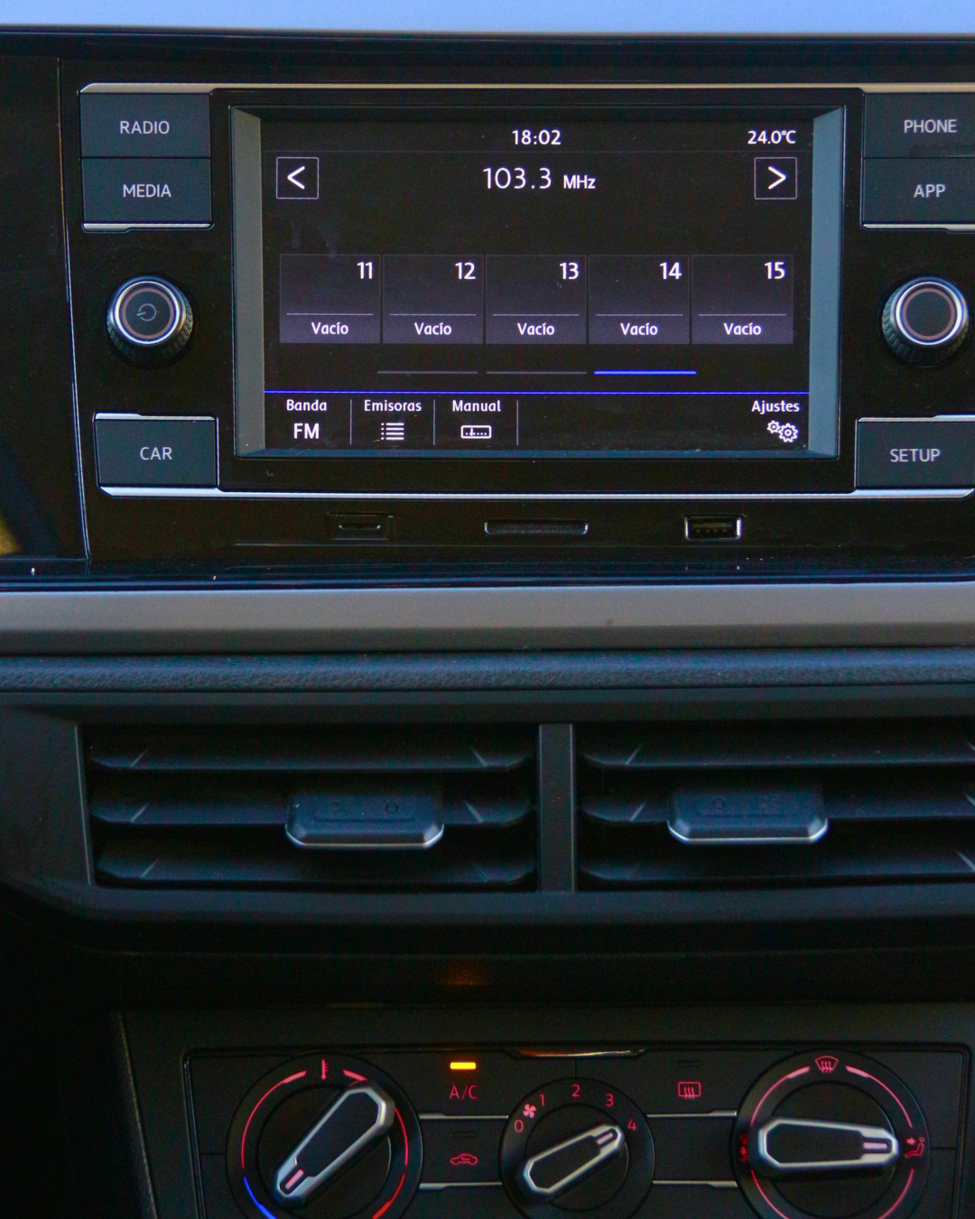 Volkswagen Nivus Comfortline At. - Imagen 13
